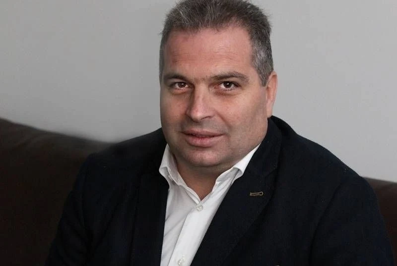 Караджов: Фирмите, които строят по АМ Хемус и участъка Видин - Ботевград отново работят