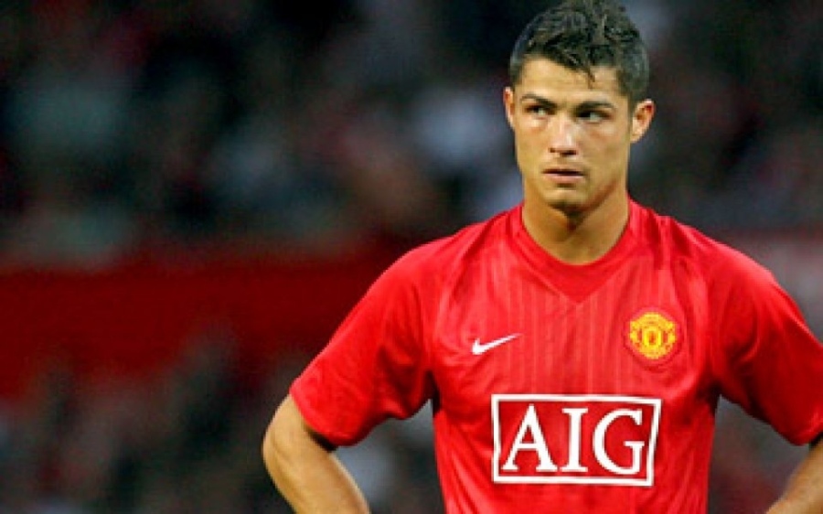 Роналдо остава в Манчестър Юнайтед
