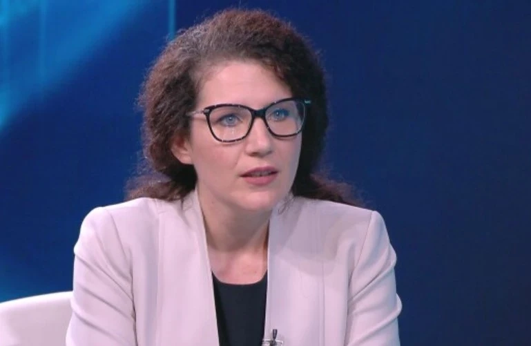 Калина Константинова: Не виждам причина да подам оставка