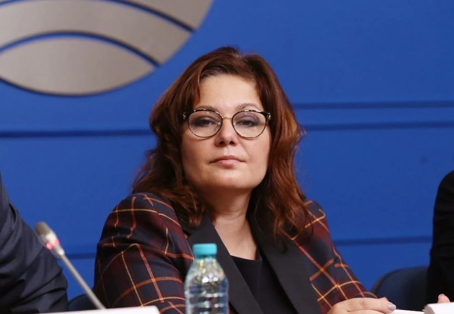 Асена Сербезова иска бързи присъди срещу биячи на лекари