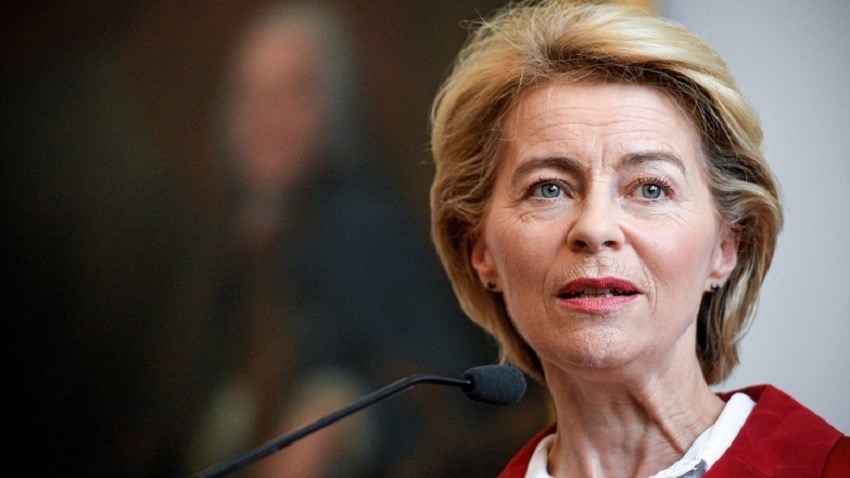 Вот на недоверие заплашва Европейската комисия