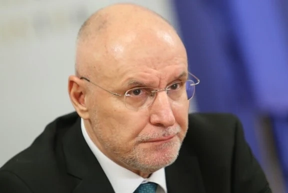 Димитър Радев: БНБ и банките са първият сектор, част от еврозоната