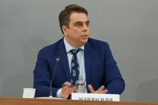 Асен Василев: Заслужава си да минем през целия този ад заедно, за да си отвоюваме държавата