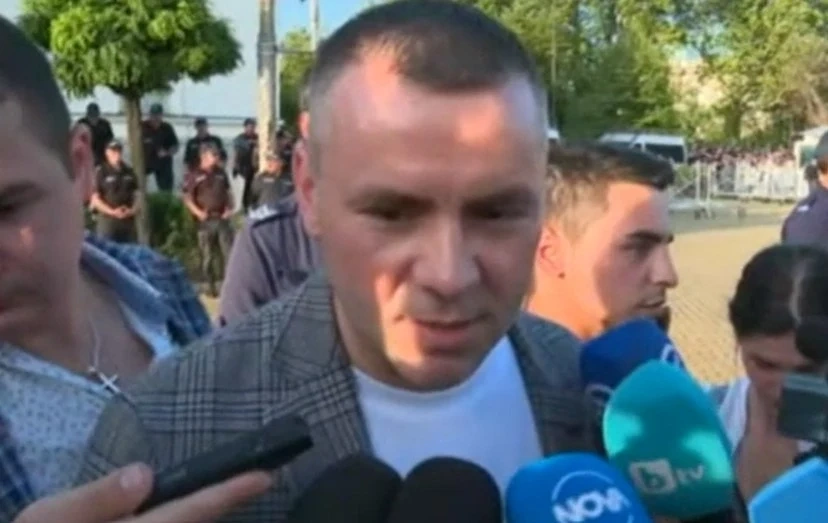 Ицо Хазарта: Съжалявам, че не застанах по-рано срещу тази сган