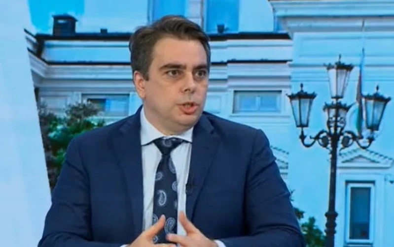 Асен Василев: Ще се пробваме в рамките на този парламент да съберем ново мнозинство