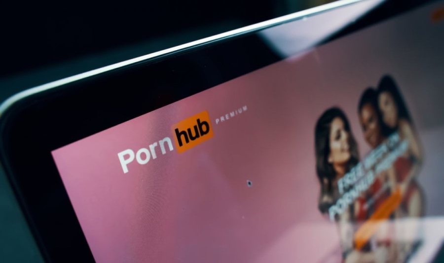 Топшефове в Pornhub хвърлиха оставки