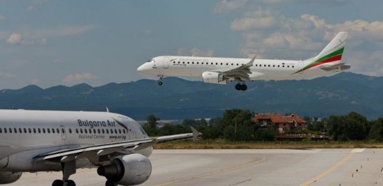 Все по-малко са вътршените полети между София - Варна и Бургас