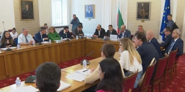 Три проекта за РСМ гледа Комисията по външна политика в НС (ВИДЕО)