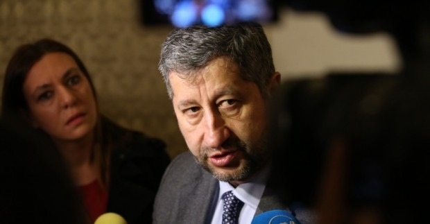 Христо Иванов от ДБ: Ветото не се отменя, България получава пълни гаранции за РСМ