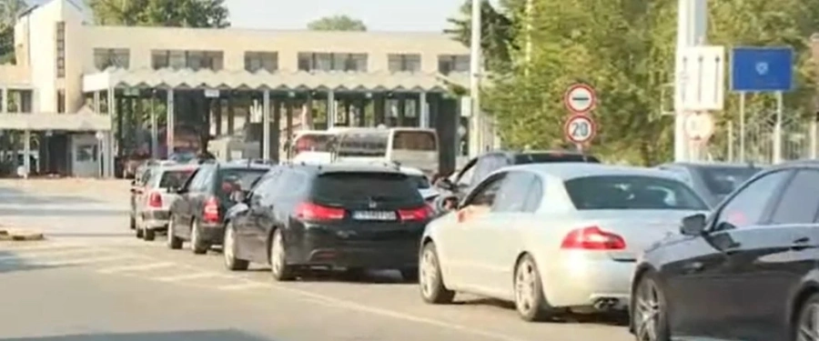 Засилен трафик на Кулата в посока Гърция