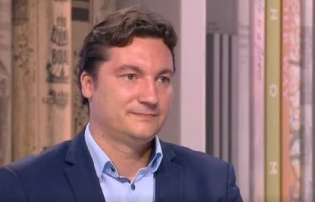 Зарков: Ако БСП се яви на още едни избори с Корнелия Нинова, катастрофата е неизбежна