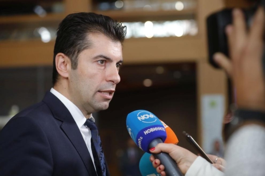 Решението за изгонването на руските дипломати не е на Кирил Петков