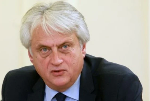 Рашков: Решението за експулсиране на дипломатите не е взето еднолично