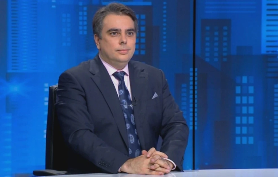 Асен Василев: Не сме говорили със Слави Трифонов, нямаме и намерение