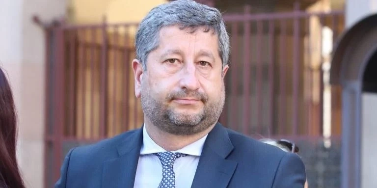 Иванов след срещата с ПП: Потвърдихме готовността си да окажем подкрепа на мандатоносителите