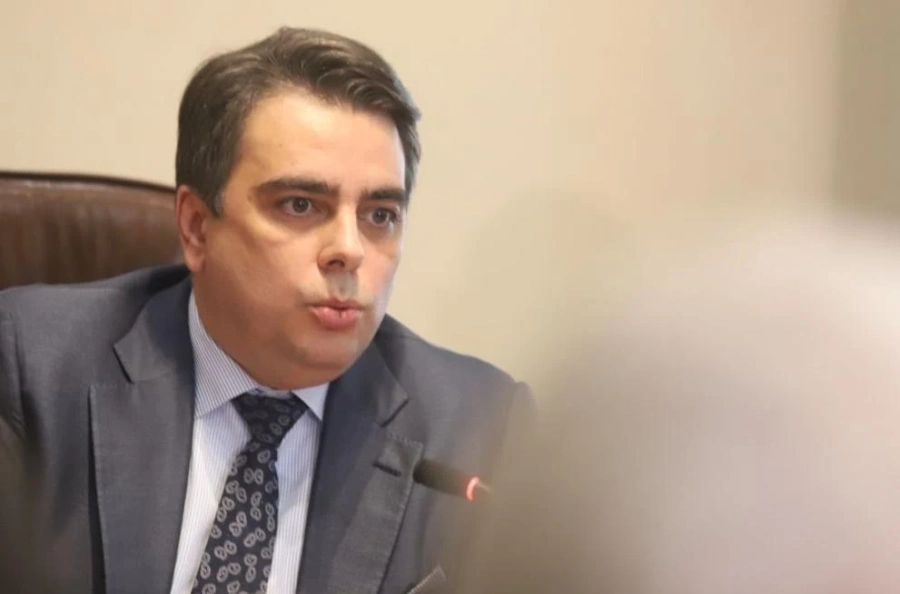 Асен Василев: Разговорите продължават, но засега няма съществен напредък
