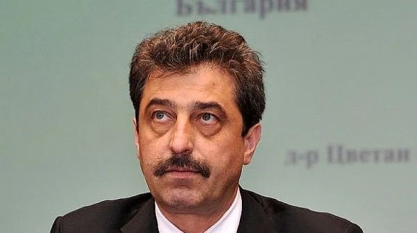 Интерпол вече не издирва Цветан Василев