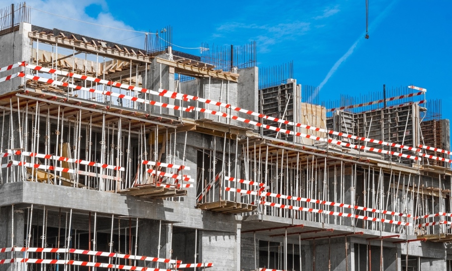 Строителството бележи ръст с 2% през май 2022 г.