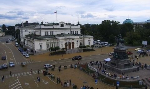 Демонстрация в подкрепа на ПП пред Народното събрание