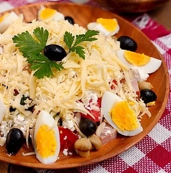 Класация: Овчарската салата е най-вкусна в света  