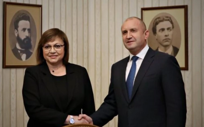 Радев връчва третия мандат на БСП