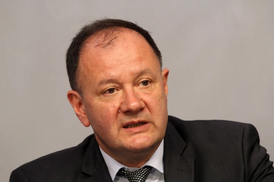 Миков: Най-добре е да се приключва тази агония и да се отива на избори
