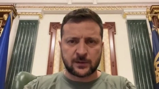 Зеленски: Войната трябва да продължи с освобождаването на Крим