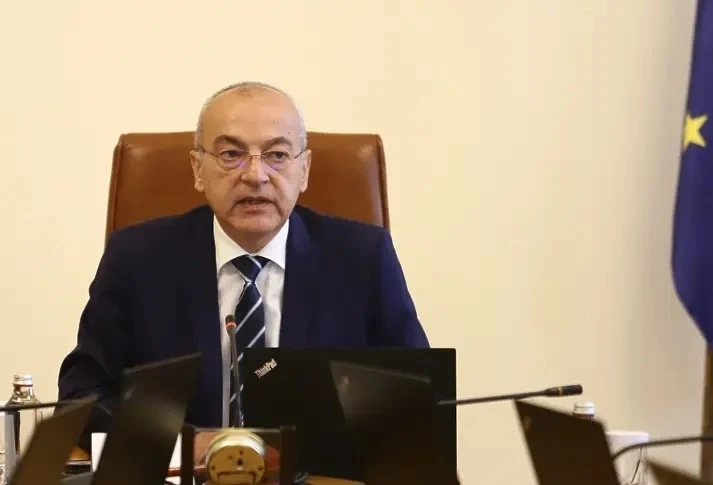 Отпускат 800 млн. лева заем на Булгаргаз