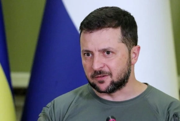 Зеленски предупреждава за нова ядрена катастрофа заради боевете около Запорожката АЕЦ