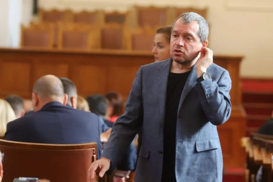 Йорданов и Каримански регистрираха ИТН за участие в изборите