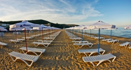 Над 260 са проверките на морските плажове