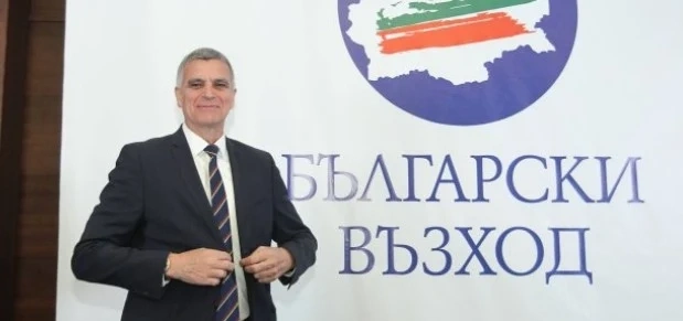 Стефан Янев влиза в коалиция със отцепили се от Бареков и Мая Манолова