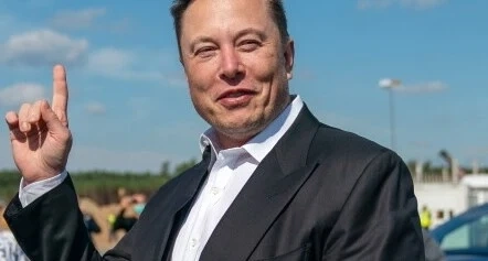 Мъск се шегувал: няма да купува Манчестър Юнайтед