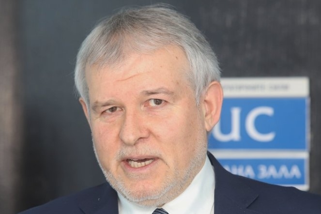 СДС с обвинения към Крум Зарков заради партийната централа