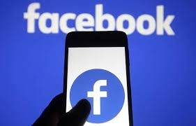 Facebook забрани работата на американски антиваксъри