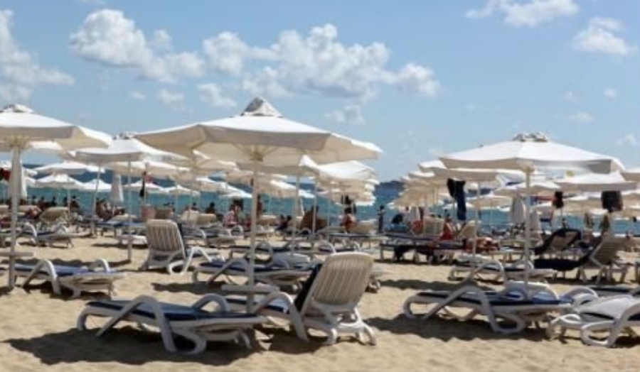 Жена почина на плаж Азалия