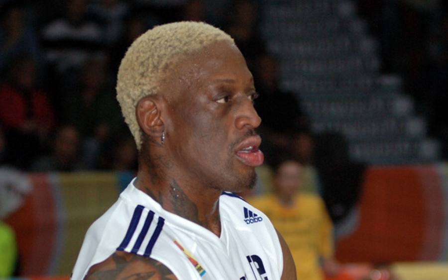 Денис Родман заминава за Русия, за да помогне на осъдената баскетболистка