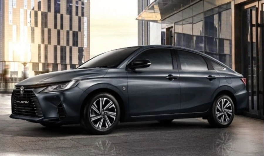 Toyota представи евтин Yaris седан