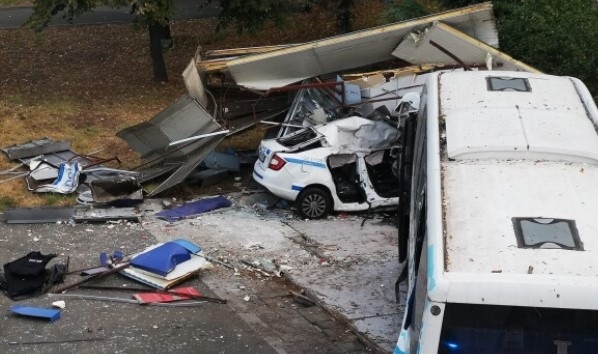 Петима са вече задържаните, след като автобус с мигранти уби двама полицаи в Бургас