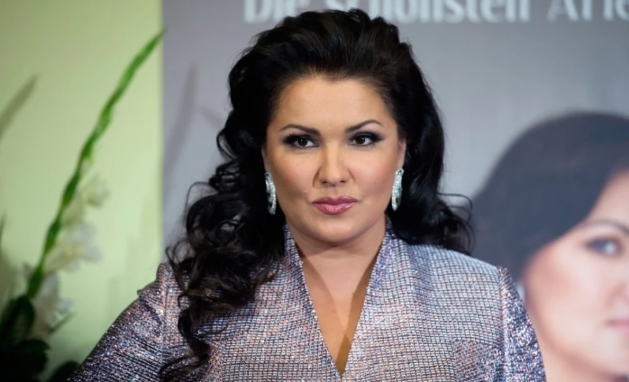Анна Нетребко се завръща на сцената на Виенската опера  