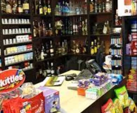 Българинът започна да пести от алкохол, храна и цигари