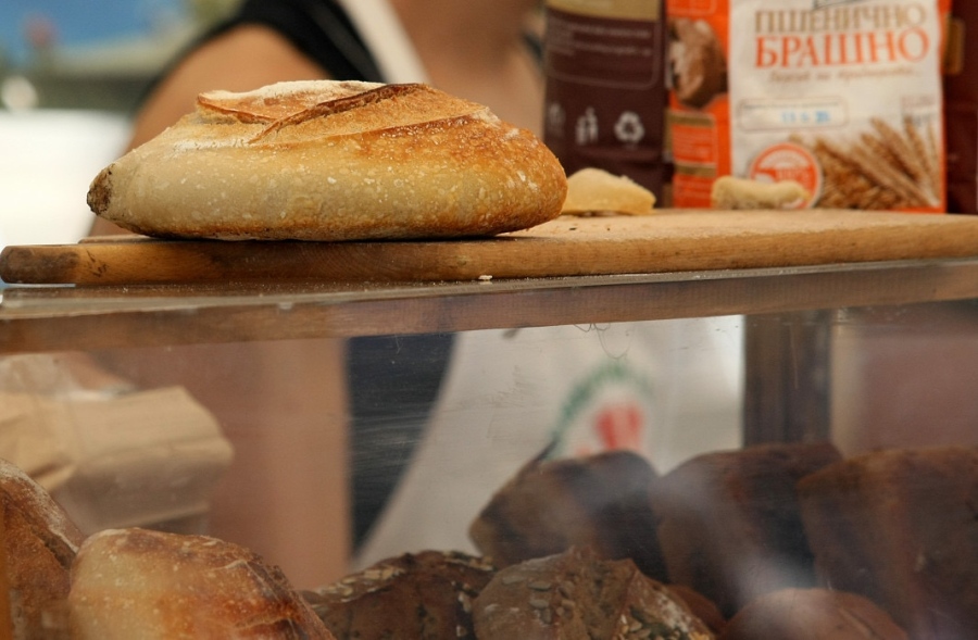 Цената на хляба намалява с 1 до 11% в сравнение с края на юни