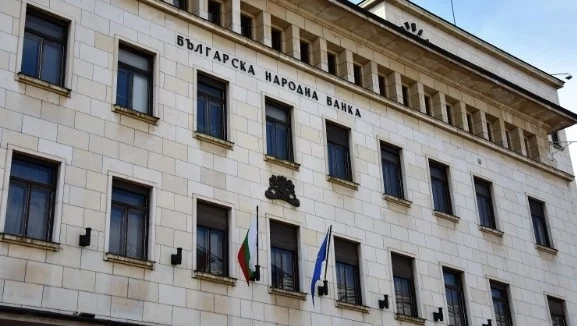 БНБ пуска в обращение възпоменателна монета Голям гмурец