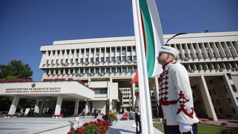МВнР: Страната ни няма да признае организираните от Русия референдуми в Украйна