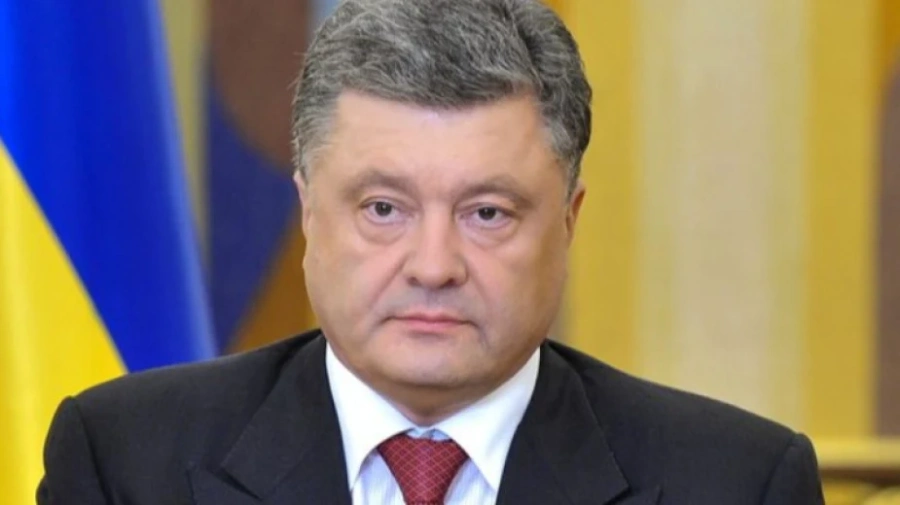 Порошенко: Путин е луд маниак, шантажира, плаши и изнудва