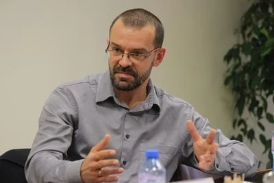 Боян Рашев смята, че Зелените дърпат ДБ надолу