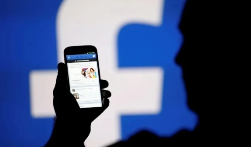 Meta предупреждава: Кражба на пароли грози един милион потребители на Facebook