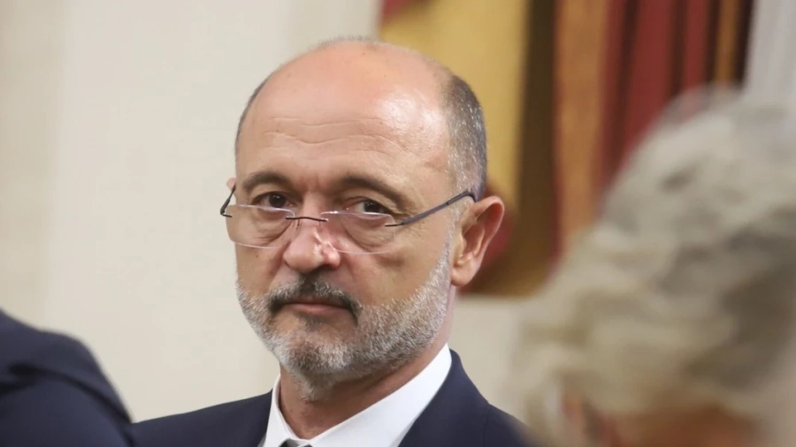 Асен Меджидиев: Увеличението на заплатите в здравеопазването не е осигурено, било е PR акция