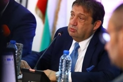 Министър Шишков уклончиво за довършването на АМ Струма