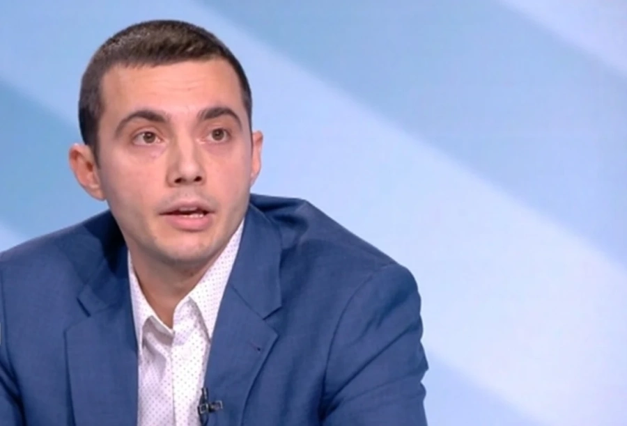 Искрен Арабаджиев: ГЕРБ-СДС свалиха работещо правителство